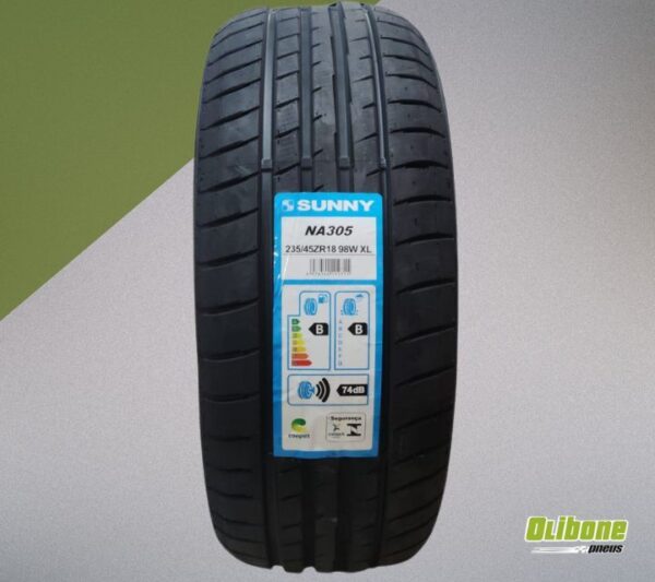 Pneu 235/45R18 Sunny NA305 98W