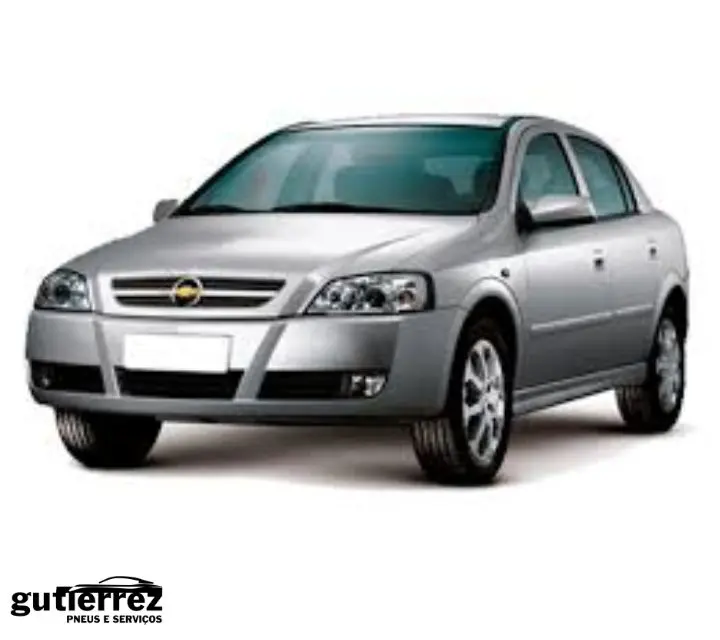 imagem de um chevrolet astra na cor prata