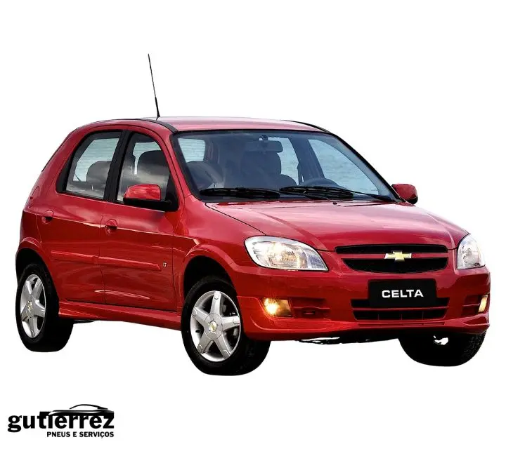 chevrolet celta na cor vermelha
