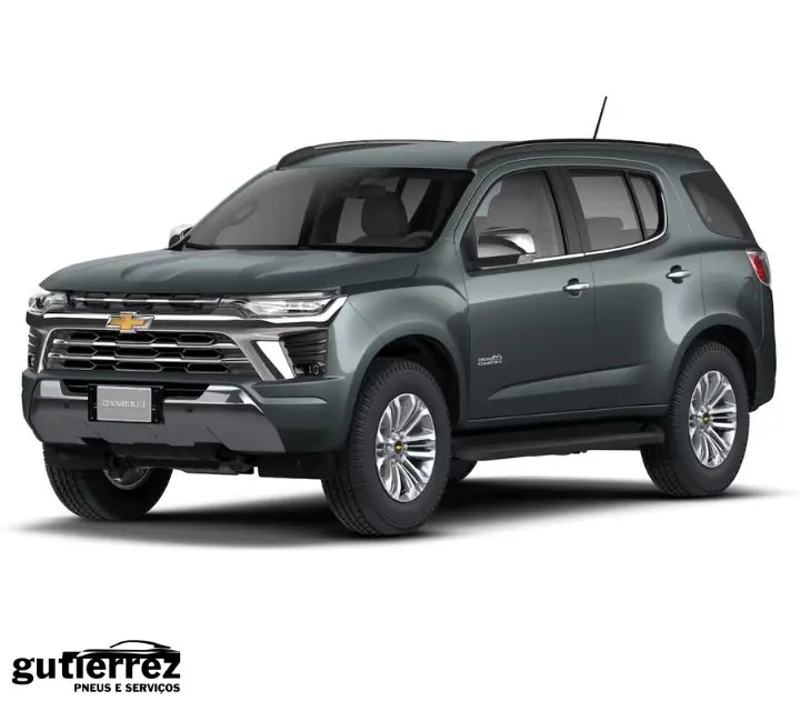 imagem de um chevrolet trailblazer na cor preta